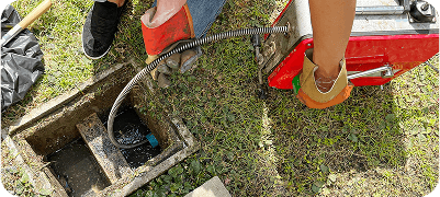subservices-sewer_repair-overflown_pits_sewer_ios